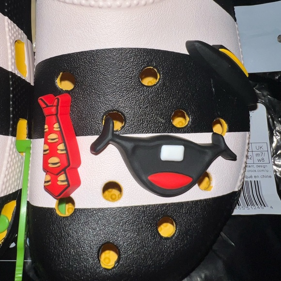 NWT Crocs x Mcdonalds Hamburglar Crocs with Jibbitz Size M8/W10 - Picture 7 of 9